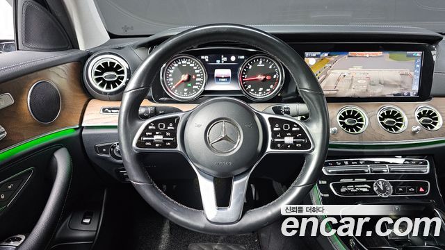 Mercedes-Benz E-Class (W213) E220d 4MATIC Exclusive 2020 — фото 14