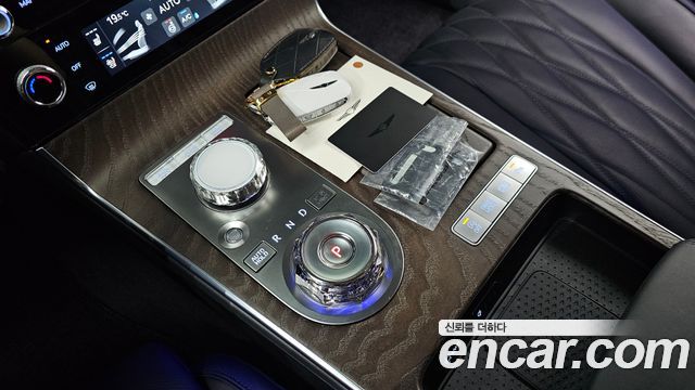 Genesis G80 (RG3) Gasoline 2.5 Turbo AWD 2025 — фото 9