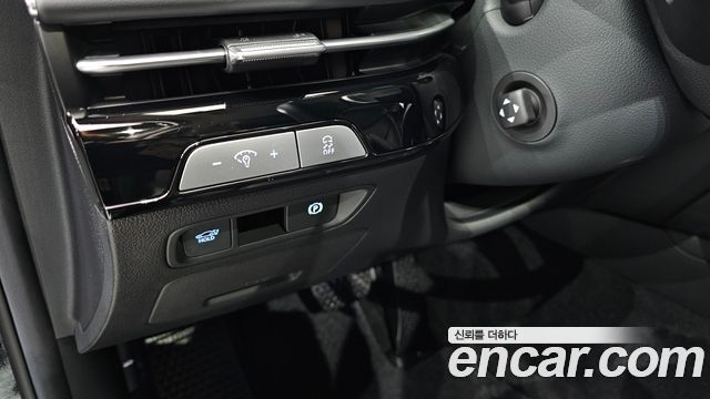 Genesis G80 (RG3) Gasoline 2.5 Turbo AWD 2025 — фото 12