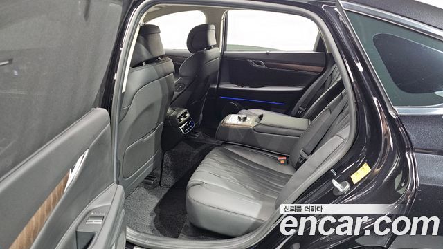 Genesis G80 (RG3) Gasoline 2.5 Turbo AWD 2025 — фото 17