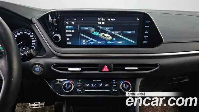 Hyundai Sonata (DN8) 2.0 Modern 2022 — фото 19