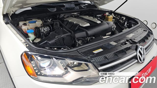 Volkswagen Touareg V6 3.0 TDI Bluemotion 7P5 2011 — фото 6