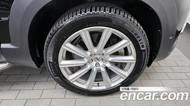 Volvo XC90 (II) T8 Inscription Hybird 2017 — фото 5