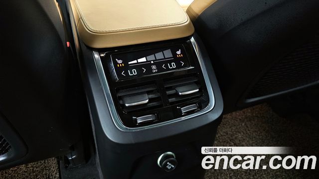 Volvo XC90 (II) T8 Inscription Hybird 2017 — фото 22