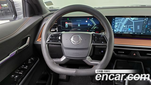 KG Mobility (SsangYong) Torres EVX E7 2025 — фото 14