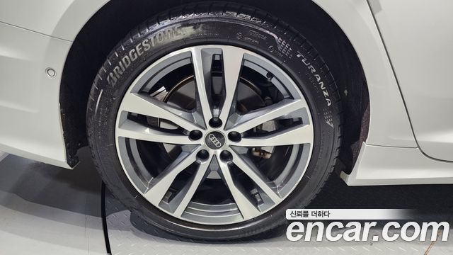 Audi A6 (C8) 45 TFSI Premium 2023 — фото 5