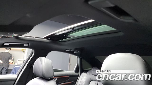 Audi A6 (C8) 45 TFSI Premium 2023 — фото 17