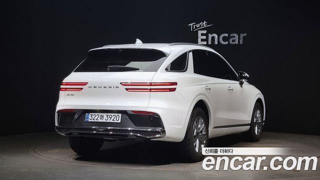 Genesis GV70 2.5T Gasoline 2WD 2025 — фото 2