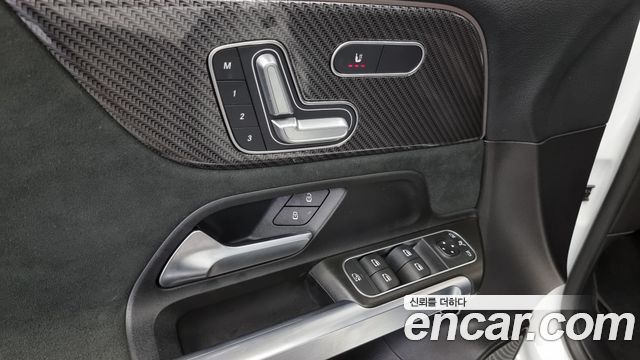 Mercedes-Benz GLB-Class (X247) GLB250 4MATIC 2021 — фото 18