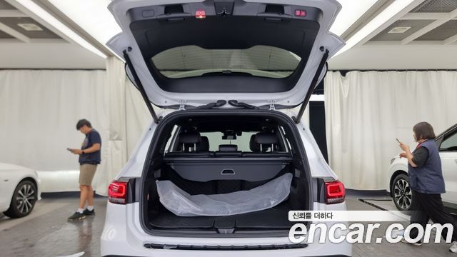 Mercedes-Benz GLB-Class (X247) GLB250 4MATIC 2021 — фото 20