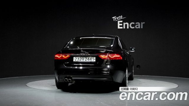 Jaguar XF (X260) 20d Portfolio 2017 — фото 4