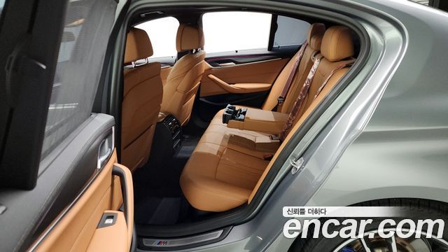 BMW 5 Series (G30) 520i M Sport 2023 — фото 15