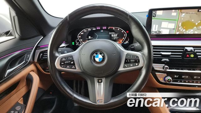 BMW 5 Series (G30) 520i M Sport 2023 — фото 18