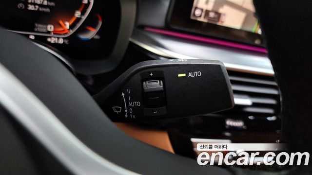 BMW 5 Series (G30) 520i M Sport 2023 — фото 20