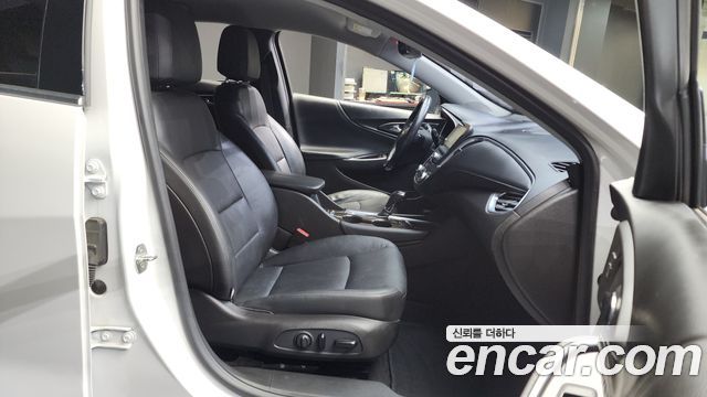 Chevrolet Malibu 2.0 Turbo LTZ Premium 2018 — фото 11