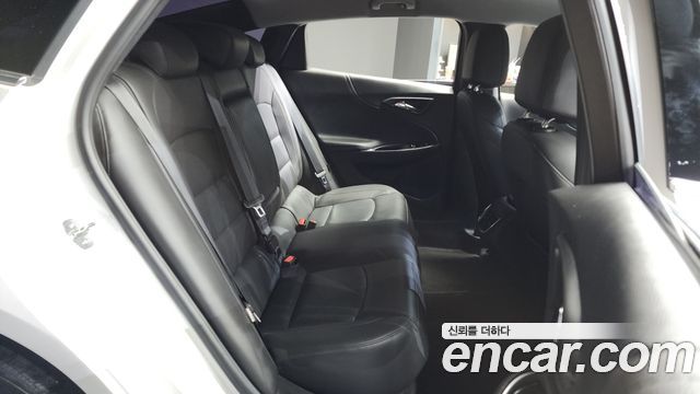 Chevrolet Malibu 2.0 Turbo LTZ Premium 2018 — фото 12