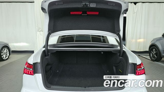 Audi A6 (C8) 45 TFSI Quattro Premium 2023 — фото 23
