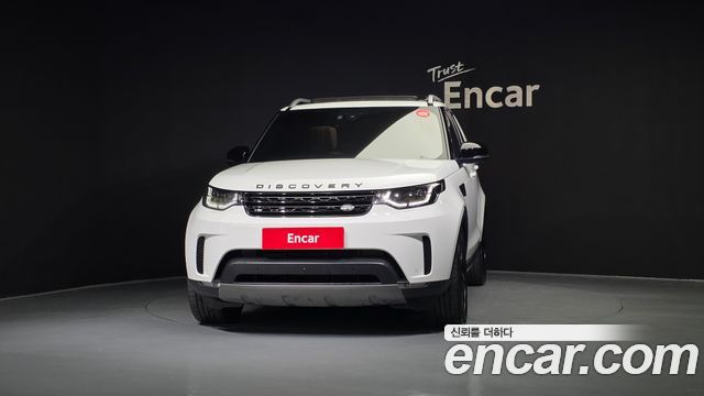 Land Rover Discovery 5 3.0 SD6 HSE Luxury 2019 — фото 3