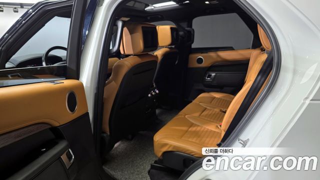 Land Rover Discovery 5 3.0 SD6 HSE Luxury 2019 — фото 11