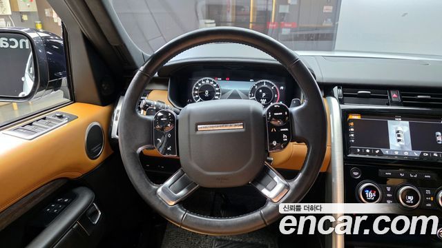Land Rover Discovery 5 3.0 SD6 HSE Luxury 2019 — фото 13