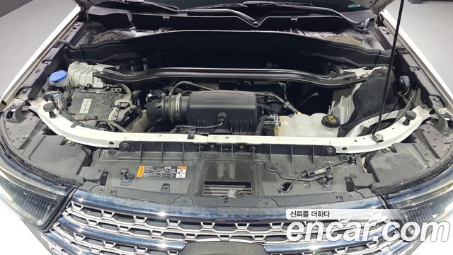 Ford Explorer (VI) 2.3 LimIted 4WD 2020 — фото 6