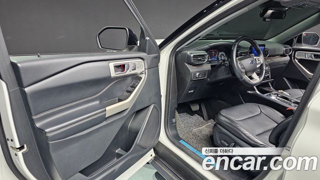 Ford Explorer (VI) 2.3 LimIted 4WD 2020 — фото 12