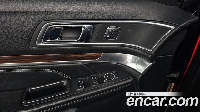 Ford Explorer 2.3 Limited 4WD 5th 2016 — фото 22