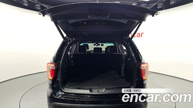 Ford Explorer 2.3 Limited 4WD 5th 2016 — фото 24