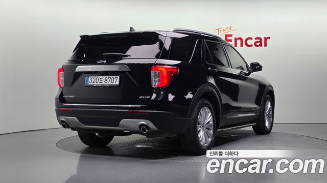 Ford Explorer (VI) 2.3 LimIted 4WD 2021 — фото 2