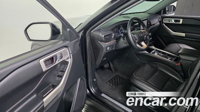 Ford Explorer (VI) 2.3 LimIted 4WD 2021 — фото 12
