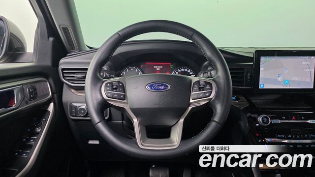 Ford Explorer (VI) 2.3 LimIted 4WD 2021 — фото 14