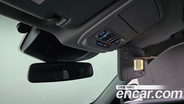 Ford Explorer (VI) 2.3 LimIted 4WD 2021 — фото 15