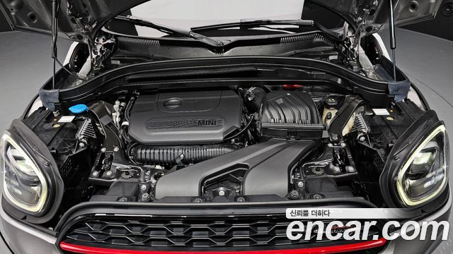MINI Cooper S Countryman JCW Launch Pack 2nd Gen 2023 — фото 6