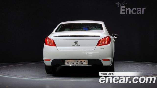 Peugeot 508 1.6 e-HDi Active First Generation 2014 — фото 4