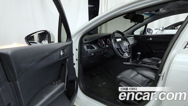 Peugeot 508 1.6 e-HDi Active First Generation 2014 — фото 10