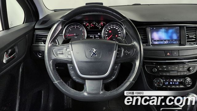 Peugeot 508 1.6 e-HDi Active First Generation 2014 — фото 13