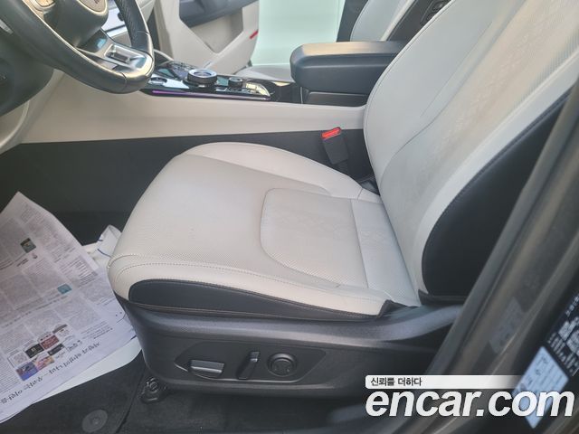 Kia Sportage Hybrid (V) Signature Gravity 2WD 2023 — фото 10