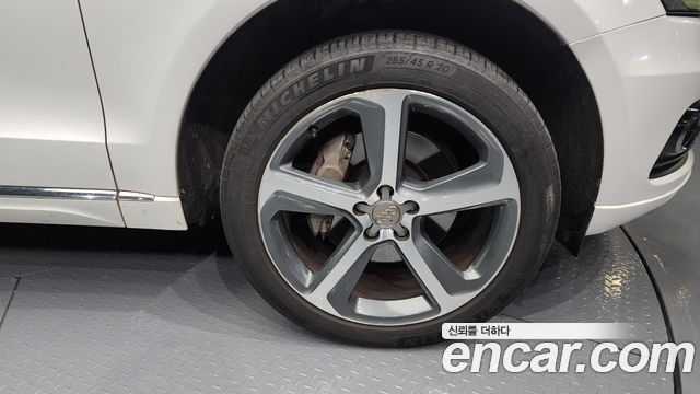 Audi Q5 45 TDI Quattro 8R 2015 — фото 5