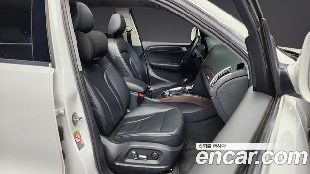 Audi Q5 45 TDI Quattro 8R 2015 — фото 11