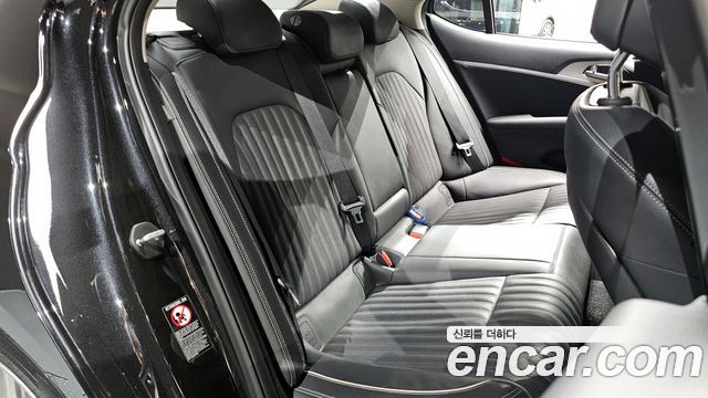 Genesis G70 2.0T AWD Elite 2019 — фото 12
