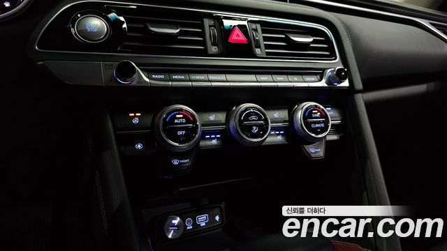 Genesis G70 2.0T AWD Elite 2019 — фото 19
