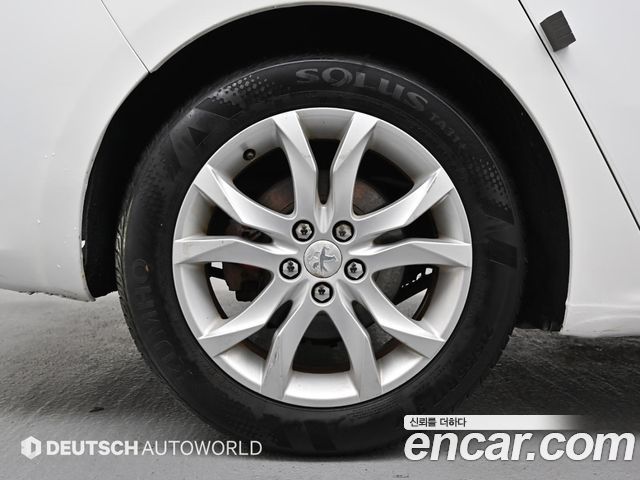 Peugeot 508 1.6 e-HDi Active First Generation 2015 — фото 5