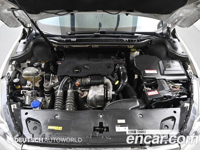 Peugeot 508 1.6 e-HDi Active First Generation 2015 — фото 6