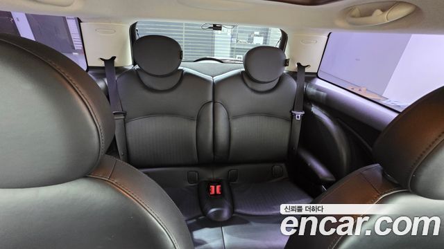 MINI Cooper D Standard 2nd 2013 — фото 18