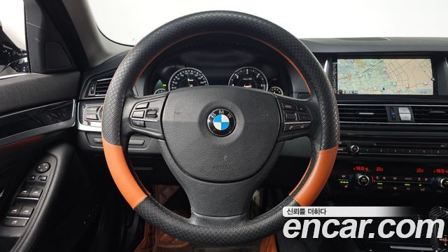 BMW 5 Series (F10) 520d xDrive M Aero Dynamic 2016 — фото 13