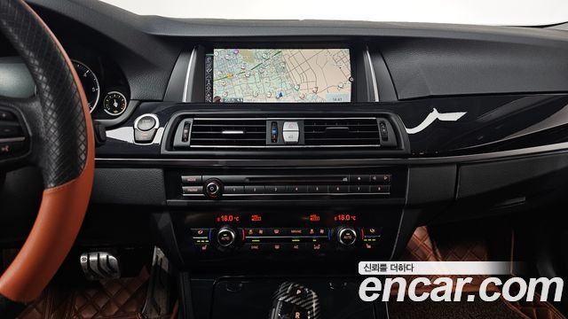 BMW 5 Series (F10) 520d xDrive M Aero Dynamic 2016 — фото 14