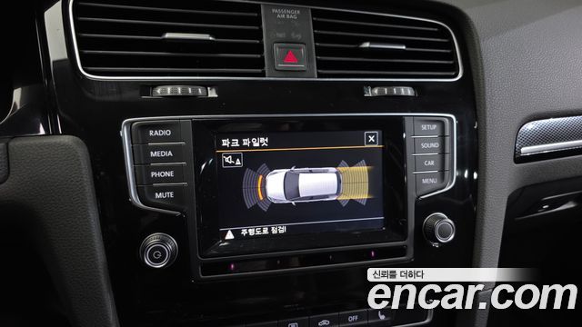 Volkswagen Golf (VII) 1.6 TDI 2014 — фото 15