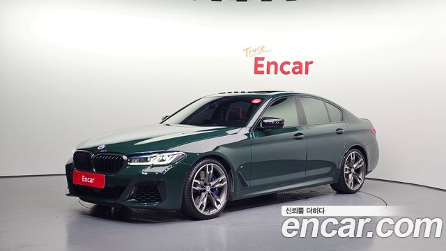 BMW 5 Series (G30) M550i xDrive 2021 — фото 1