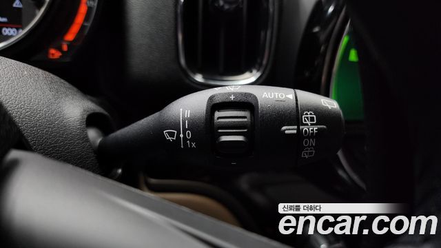 MINI Cooper D Countryman ALL4 HIGH 2nd 2018 — фото 19