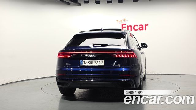 Audi Q8 (4M) 55 TFSI Quattro Premium 2022 — фото 4